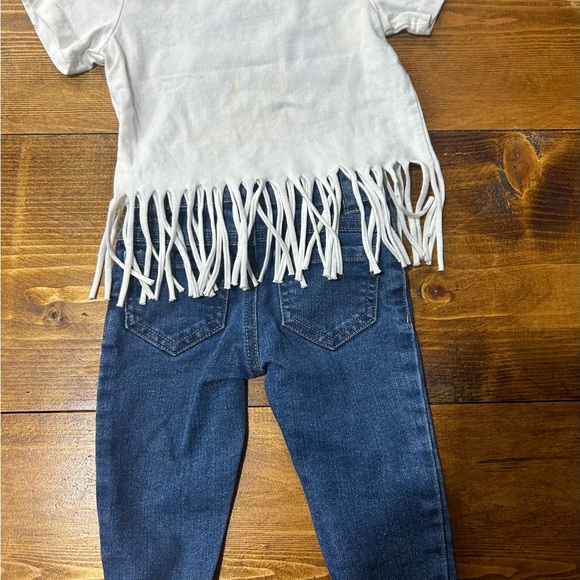 Baby Girl Outfit, size 12-18 months, smoke free home - Picture 3 of 3